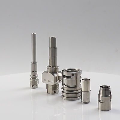 Gümüş Yüksek Hassasiyetli CNC İşleme Parçaları Eloksal CNC Torna Freze Parçaları